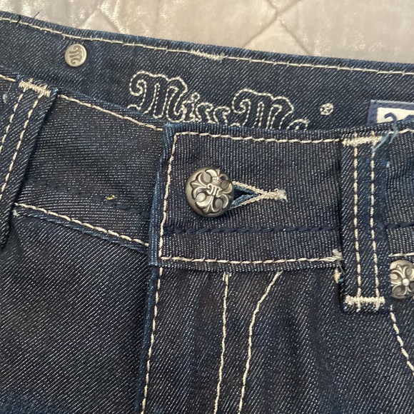 MISS ME REWORKED DENIM SHORTS SIZE 28 - Picture 3 of 10